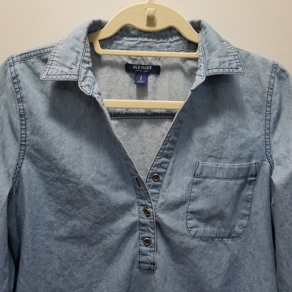 Old Navy Chambray Shirt - Picture 2 of 5